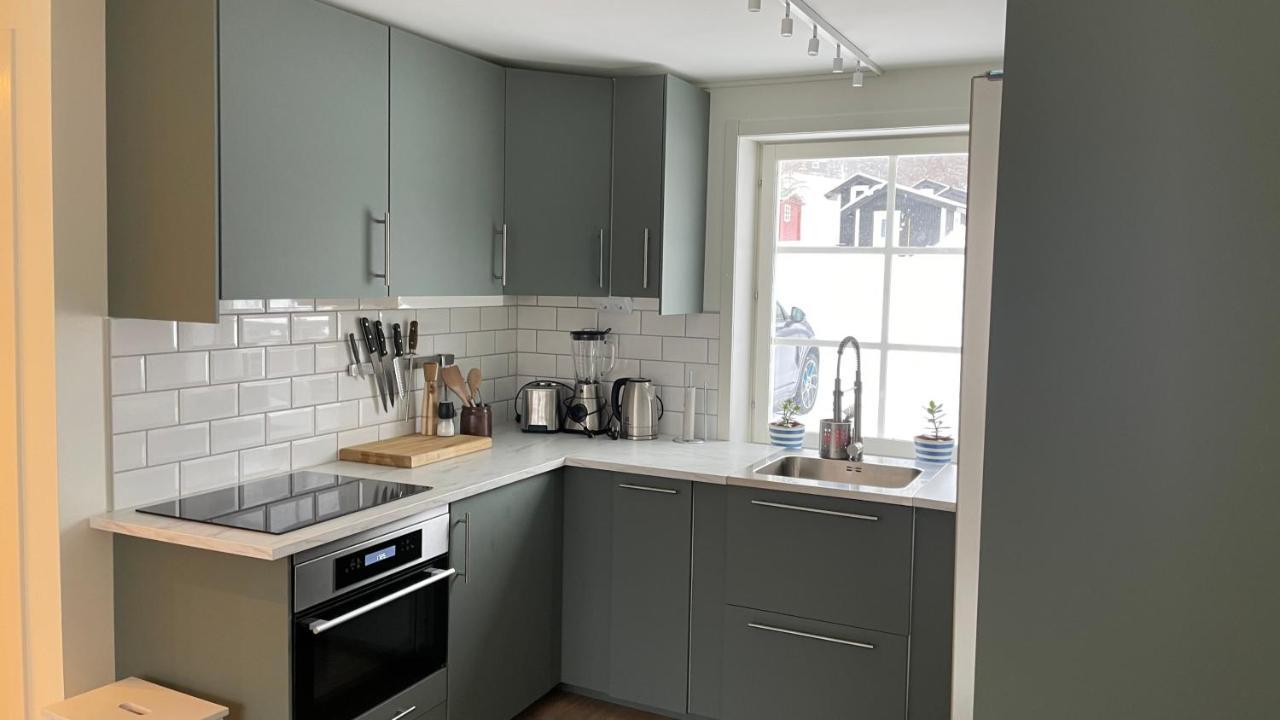 Apartamento Areskutans Laegenhet Med Laddning Foer Bil 22Kw Husa Exterior foto
